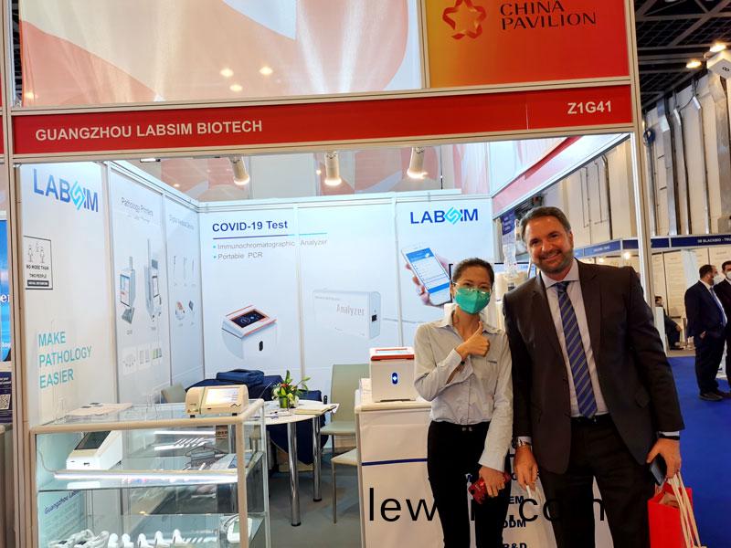 【展會(hui)迴顧(gu)】藍勃生物(wu)精綵亮相(xiang)2022 MEDLAB Middle East
